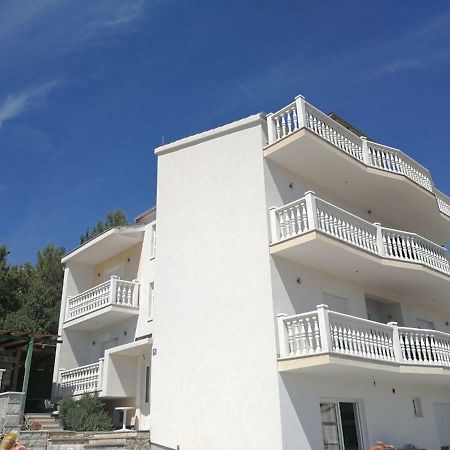 Apartments Prpic Seget Vranjica Eksteriør billede